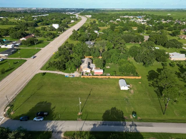 11111 Fm 1764 Road, Santa Fe, TX 77510