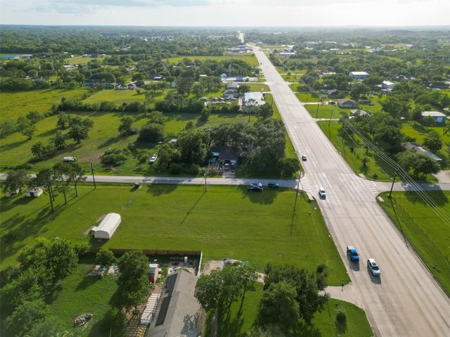 11111 Fm 1764 Road, Santa Fe, TX 77510