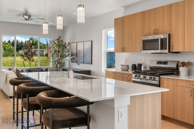 813 Spaniel Lane, Belgrade, MT 59714