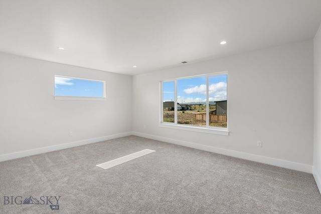 813 Spaniel Lane, Belgrade, MT 59714