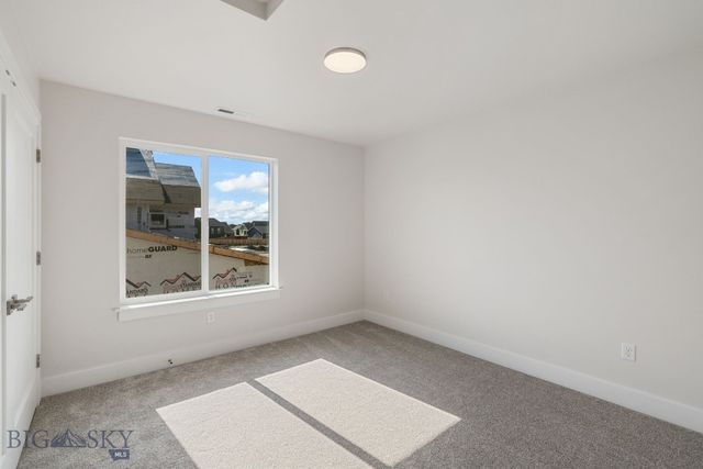 813 Spaniel Lane, Belgrade, MT 59714