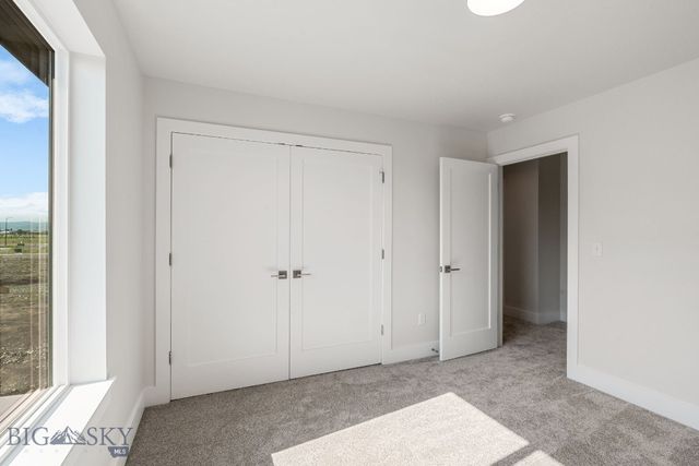 813 Spaniel Lane, Belgrade, MT 59714