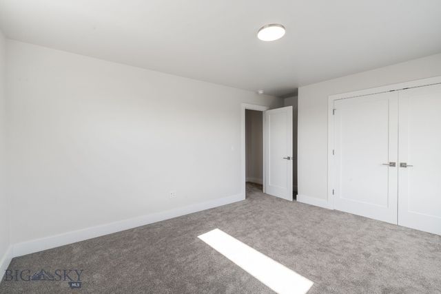 813 Spaniel Lane, Belgrade, MT 59714