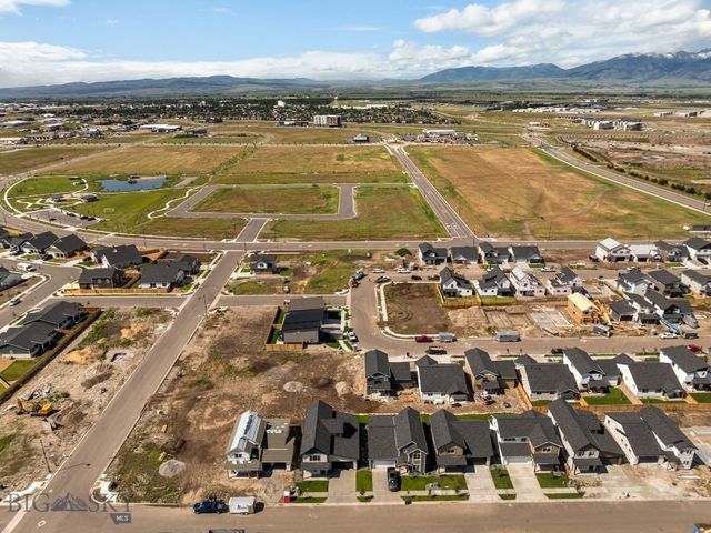 813 Spaniel Lane, Belgrade, MT 59714