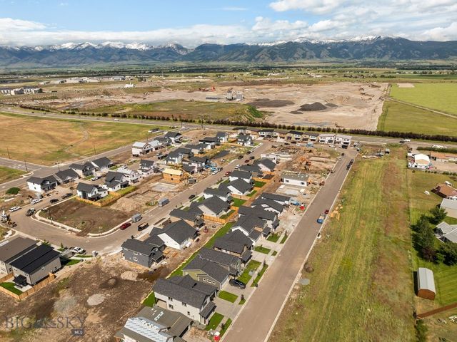 813 Spaniel Lane, Belgrade, MT 59714