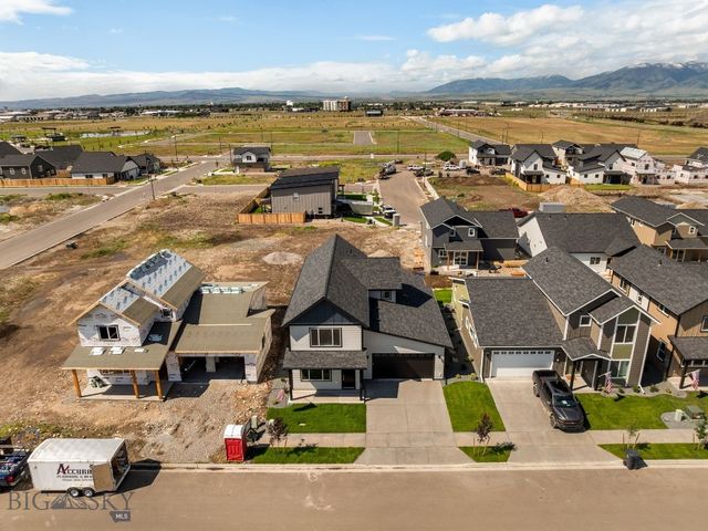 813 Spaniel Lane, Belgrade, MT 59714