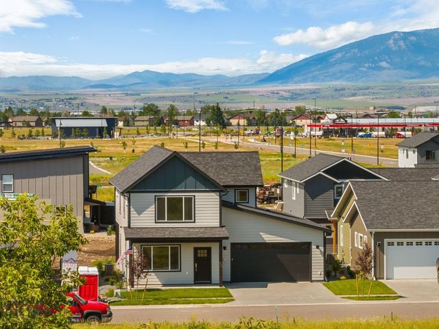 813 Spaniel Lane, Belgrade, MT 59714
