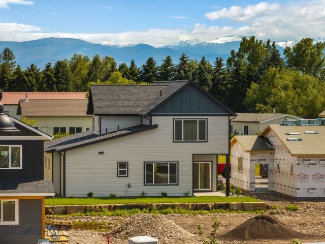 813 Spaniel Lane, Belgrade, MT 59714
