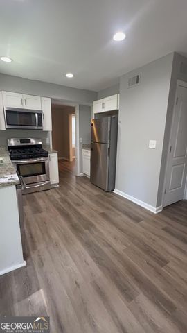 6255 Creekford Lane, Lithonia, GA 30058