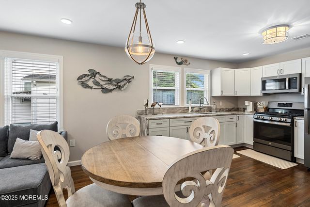 509 Monmouth Avenue, Ocean Gate, NJ 08740