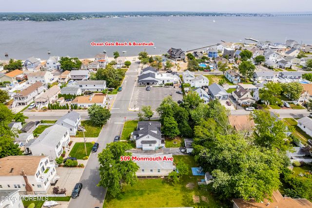 509 Monmouth Avenue, Ocean Gate, NJ 08740