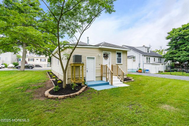 509 Monmouth Avenue, Ocean Gate, NJ 08740