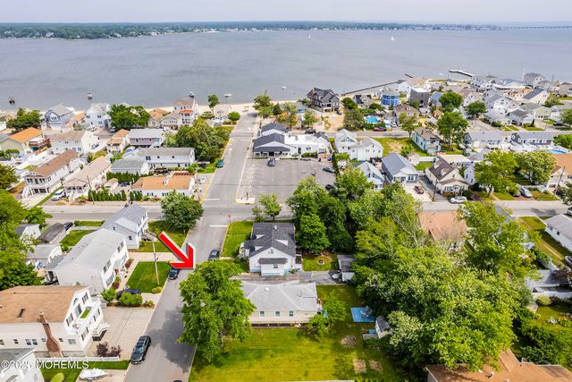 509 Monmouth Avenue, Ocean Gate, NJ 08740