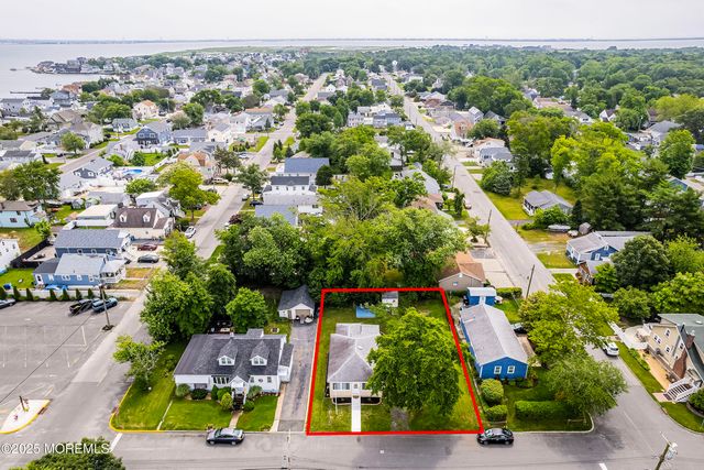 509 Monmouth Avenue, Ocean Gate, NJ 08740