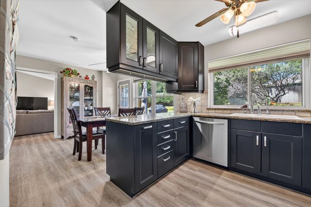 4043 Glenbrook Drive, Arlington, TX 76015