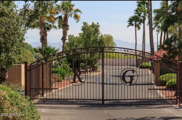 11596 W SIERRA DAWN Boulevard 79, Surprise, AZ 85378