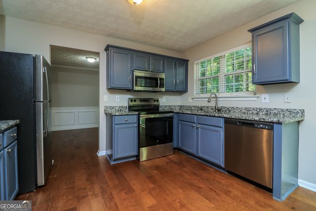 3264 Ashgrove Lane SW, Marietta, GA 30008