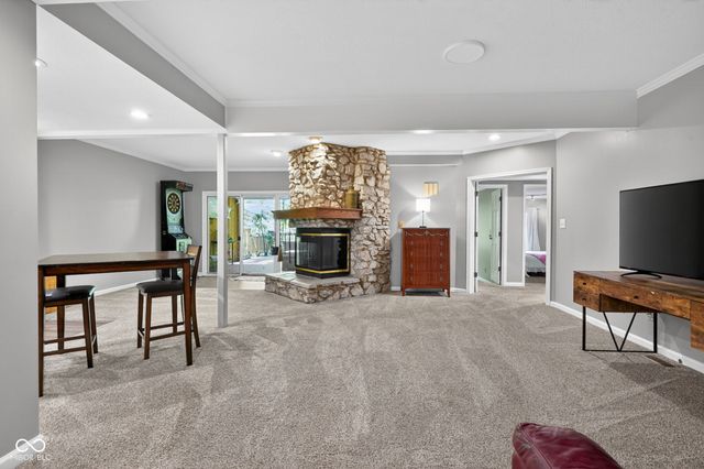 845 Sugarbush Ridge, Zionsville, IN 46077