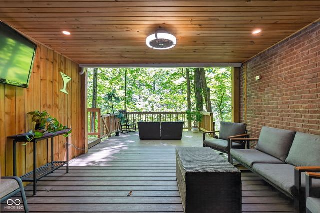 845 Sugarbush Ridge, Zionsville, IN 46077