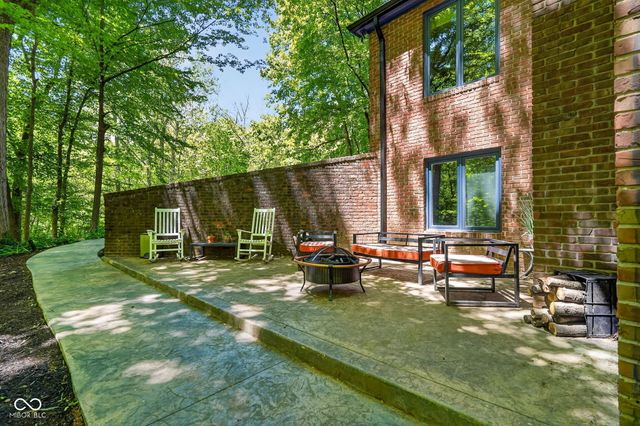 845 Sugarbush Ridge, Zionsville, IN 46077