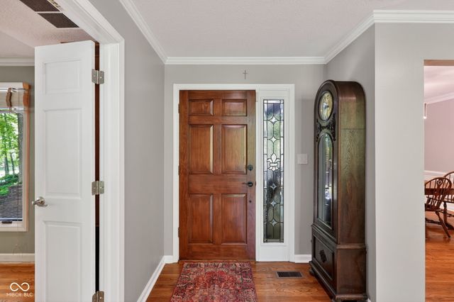 845 Sugarbush Ridge, Zionsville, IN 46077