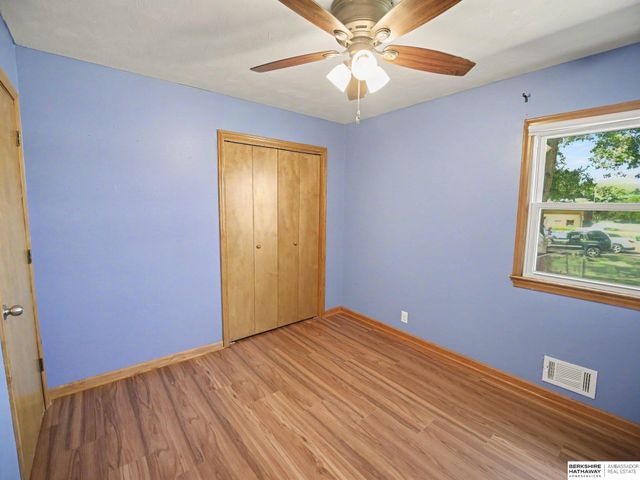 8346 Parker Court, Omaha, NE 68114