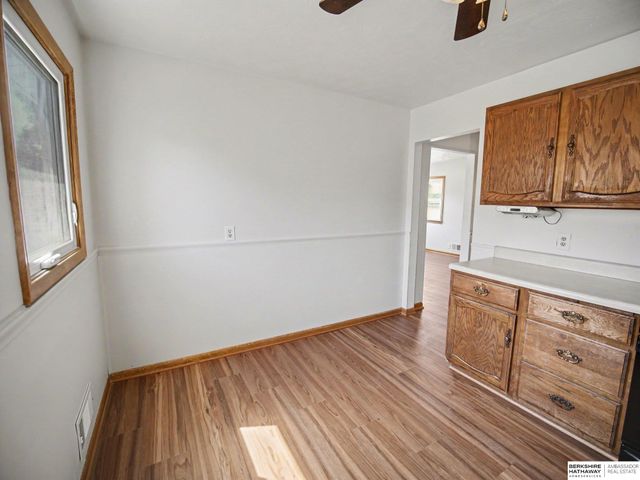 8346 Parker Court, Omaha, NE 68114