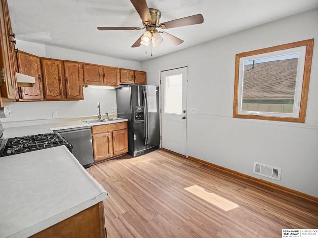 8346 Parker Court, Omaha, NE 68114