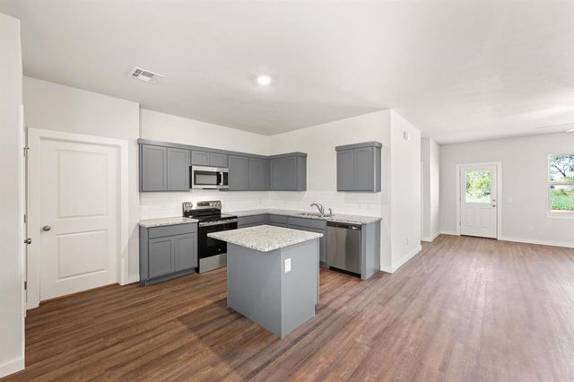 5324 Littlefoot Lane, Guthrie, OK 73044