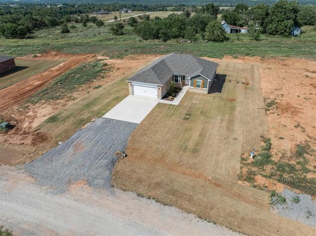 5324 Littlefoot Lane, Guthrie, OK 73044