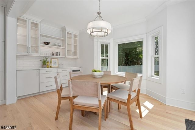 517 Lexington Ave, Cranford Twp., NJ 07016