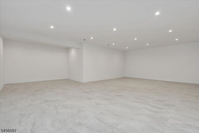 517 Lexington Ave, Cranford Twp., NJ 07016