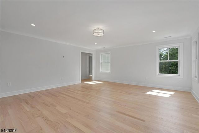 517 Lexington Ave, Cranford Twp., NJ 07016