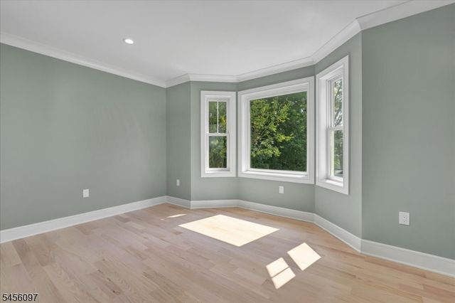 517 Lexington Ave, Cranford Twp., NJ 07016