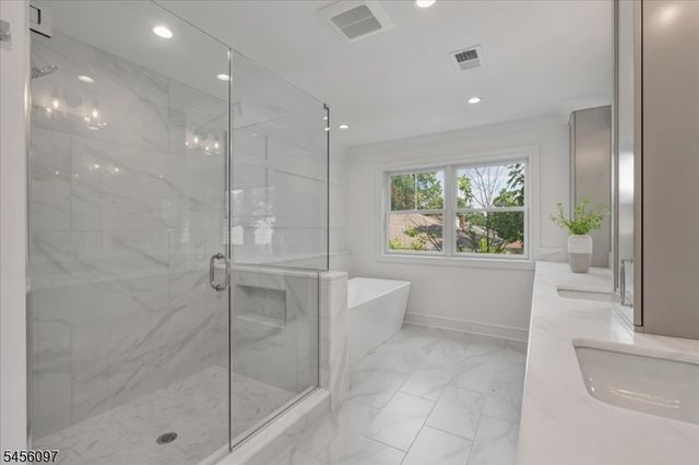 517 Lexington Ave, Cranford Twp., NJ 07016