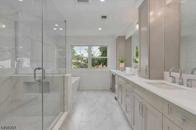 517 Lexington Ave, Cranford Twp., NJ 07016