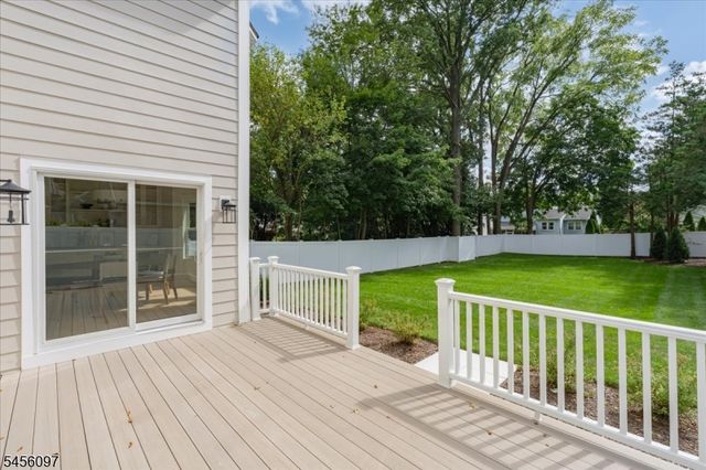 517 Lexington Ave, Cranford Twp., NJ 07016