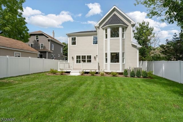 517 Lexington Ave, Cranford Twp., NJ 07016