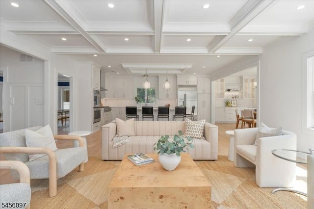 517 Lexington Ave, Cranford Twp., NJ 07016