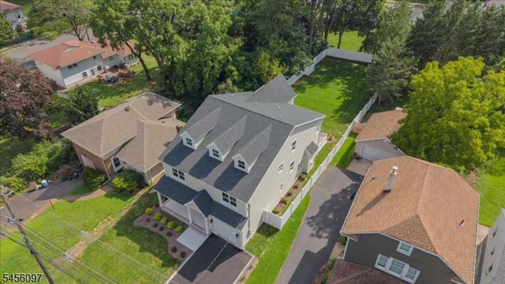 517 Lexington Ave, Cranford Twp., NJ 07016 — photo 2