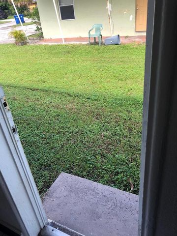 414 NW 15th Way, Fort Lauderdale, FL 33311