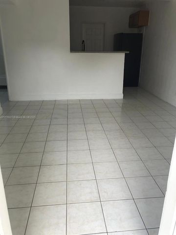 414 NW 15th Way, Fort Lauderdale, FL 33311