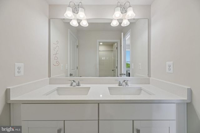 9808 STONEHAVEN CT, Waldorf, MD 20601