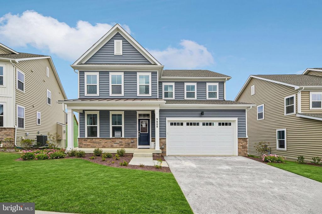 Image 1 of property listing at 9808 STONEHAVEN CT, Waldorf, MD 20601