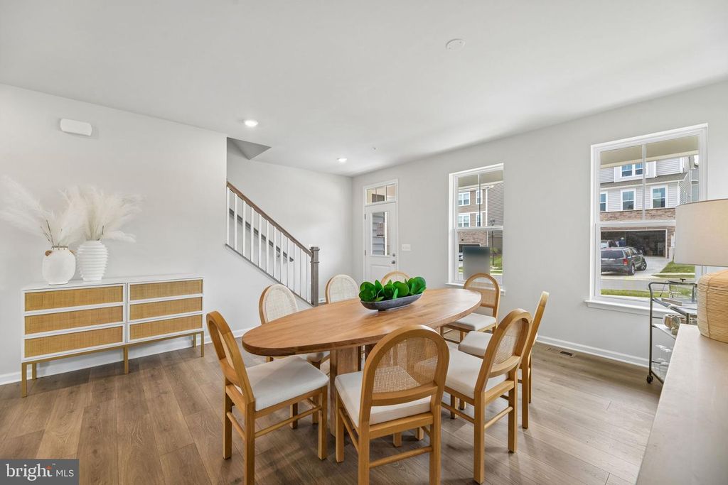 Image 52 of property listing at 9808 STONEHAVEN CT, Waldorf, MD 20601