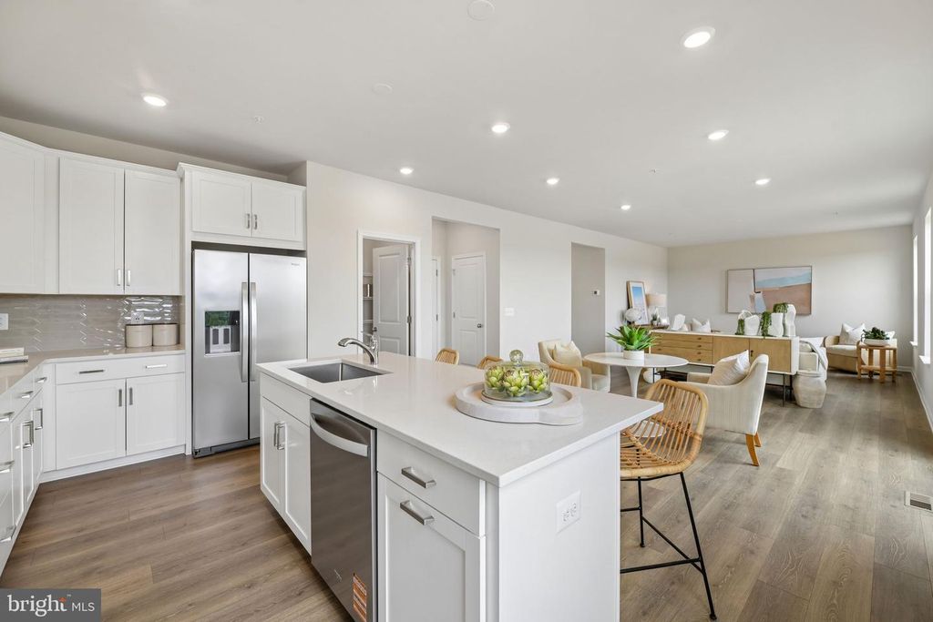 Image 63 of property listing at 9808 STONEHAVEN CT, Waldorf, MD 20601
