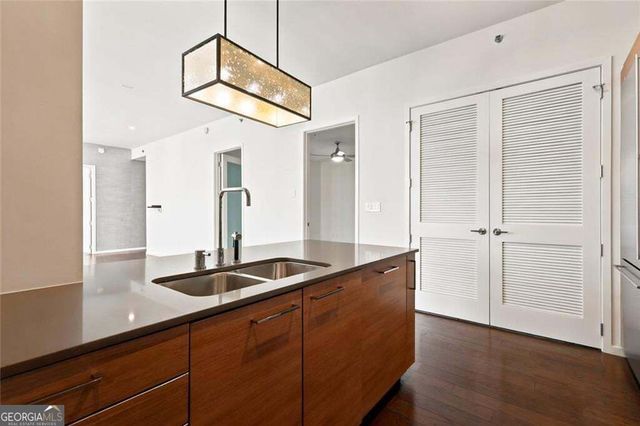45 Ivan Allen Jr Boulevard NW 1808, Atlanta, GA 30308