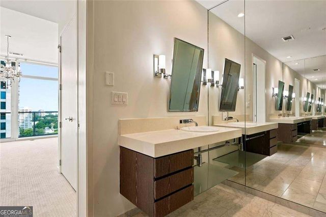 45 Ivan Allen Jr Boulevard NW 1808, Atlanta, GA 30308