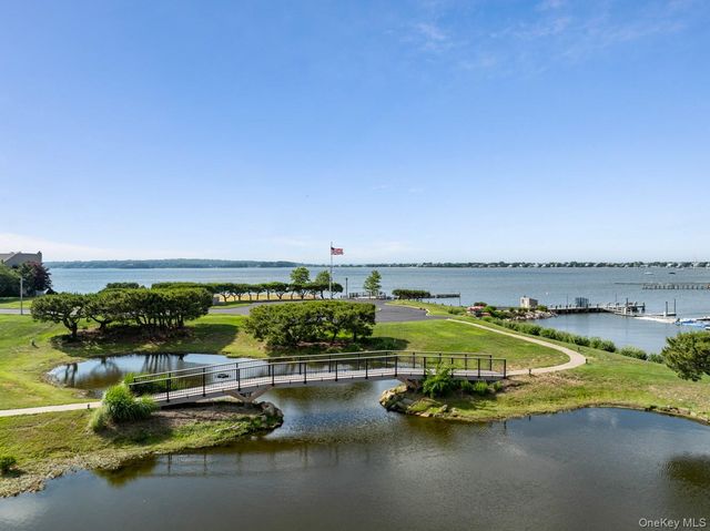 15 Harbour Point Drive, Northport, NY 11768