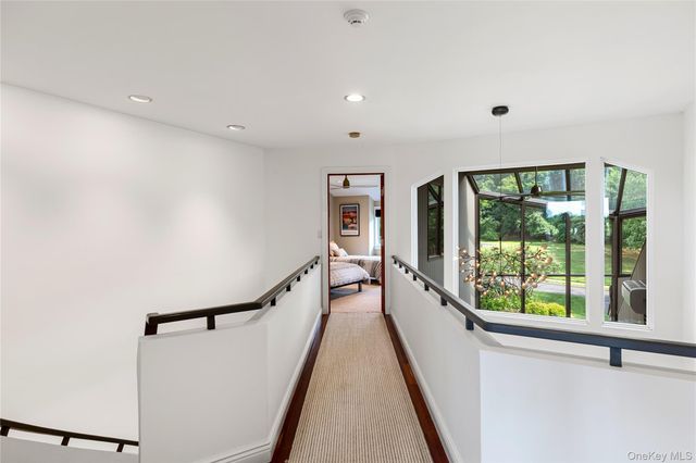 15 Harbour Point Drive, Northport, NY 11768